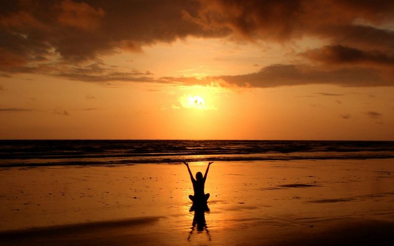 beach-meditation